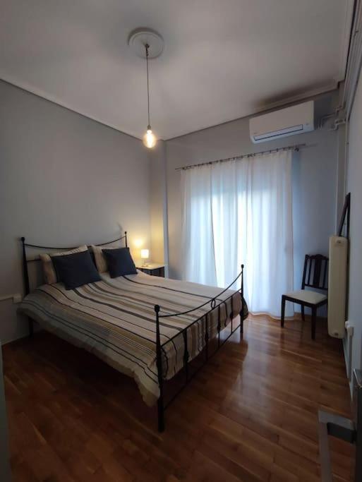 Volos Center, St Nicholas Square, Xenios 外观 照片